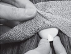 Retirar la antena sin mover el vendaje: 2